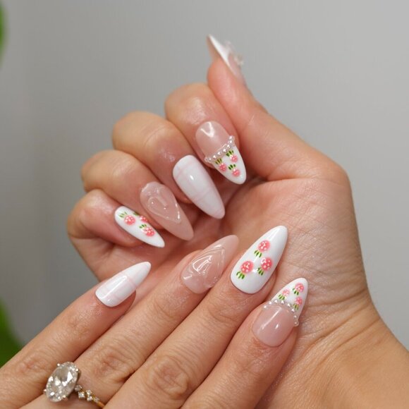 tipsy | Handmade Press On Nails | Almond Medium | 3D Nail Art | Strawberry Press - Picture 3 of 15